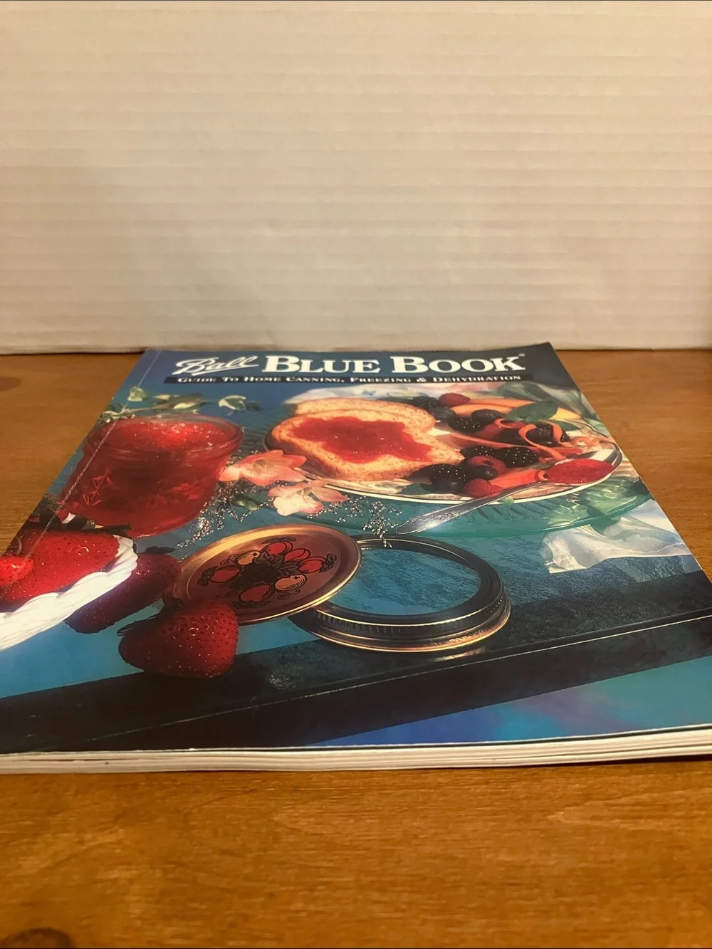 Ball Blue Book Guide to Home Canning, Feeezing, and Dehydration (VTG)
